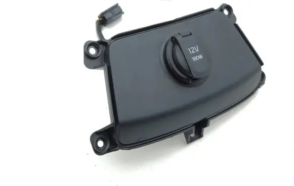KIA Sportage 12 V Socket (rear) 84638F1201 L16U