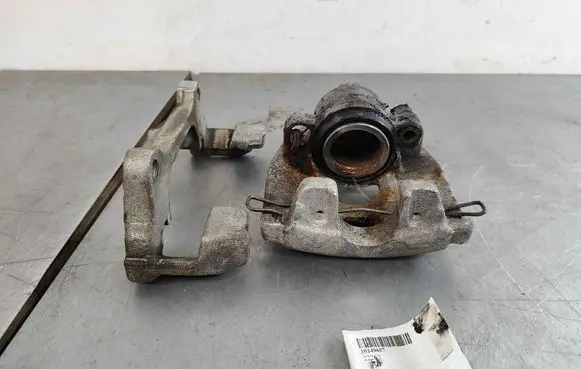MG MG5 II Front brake caliper 10249657