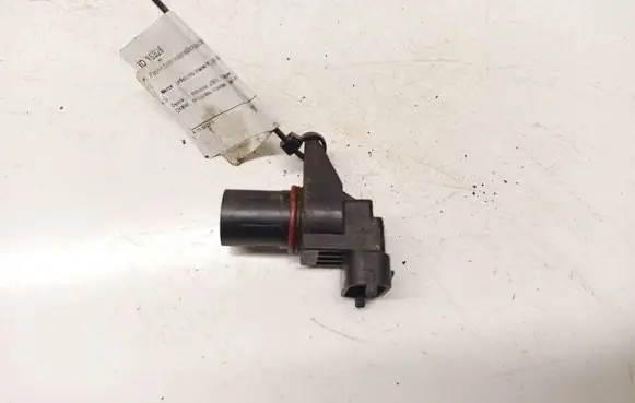 Mercedes-Benz B W245 Camshaft position sensor A0051531328