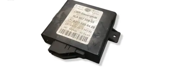 Mercedes-Benz E W211 Light module LCM A2108206426 5LA00750803 222943