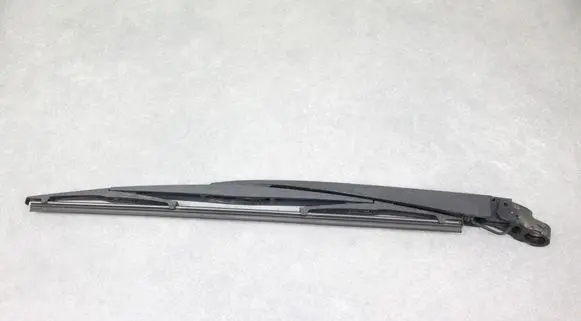 Subaru Impreza III Rear wiper blade arm