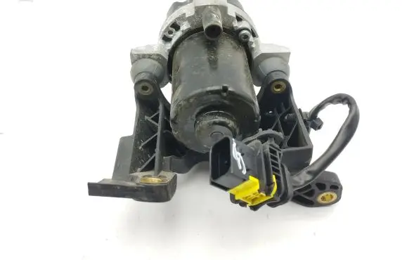Mercedes-Benz EQA Vacuum pump A0004303500