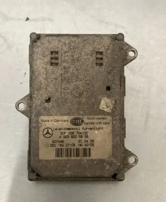 Mercedes-Benz E W211 Headlight ballast module Xenon A0038205826