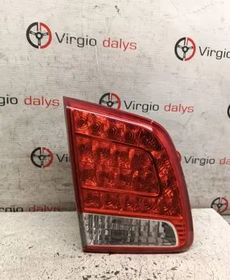 KIA Sorento Tailgate rear/tail lights