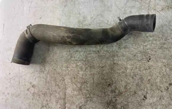 Nissan Navara D40 Engine coolant pipe/hose