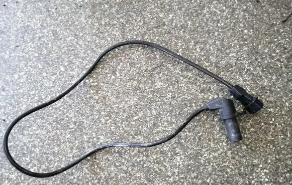 Opel Vectra B Crankshaft position sensor 90483739