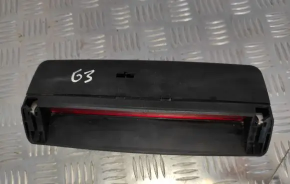 Volkswagen Golf III Third/center stoplight U395
