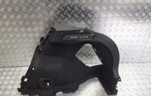 Toyota Auris 150 Door card panel trim set 