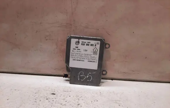 Volkswagen PASSAT B5 Airbag control unit/module 6Q0909605B 03000206K 5WK42869