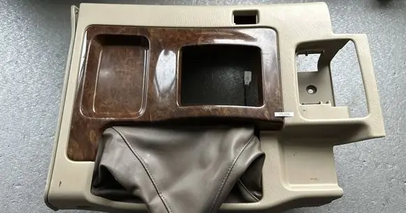 Nissan Patrol Y61 Gear shifter surround trim plastic 96941VC801
