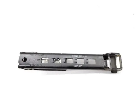 Mercedes-Benz Vito Viano W639 Seat belt height adjuster A6398600188