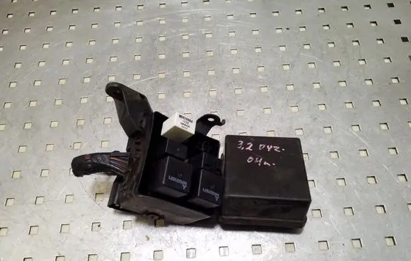Mitsubishi Pajero Fuse box set