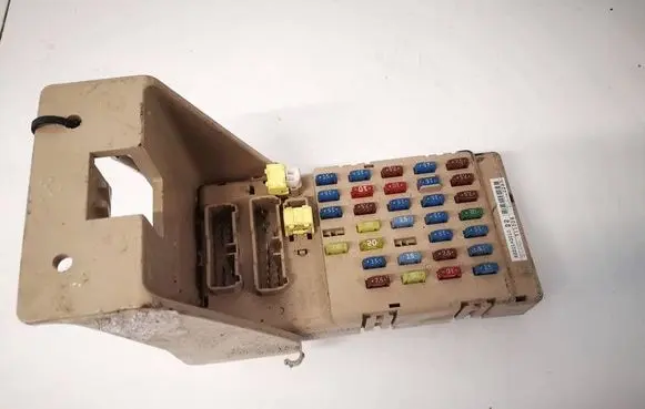 Subaru Legacy Fuse box set 82201AG010