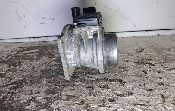 Audi A6 S6 C4 4A Mass air flow meter 054133471 AFH5012