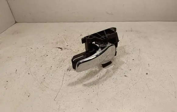 Nissan Qashqai Rear door interior handle 80671JD0
