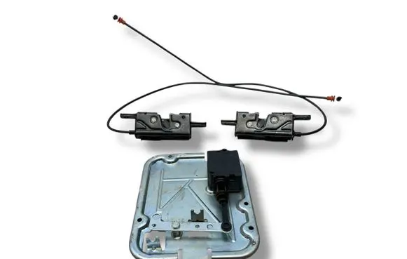 BMW X5 E53 Tailgate/trunk/boot lock/catch/latch 8408497 8408963 8408964