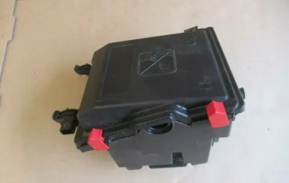 Peugeot Expert Fuse module