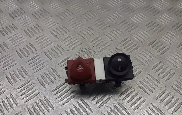 Renault Megane II Hazard light switch 8200095493