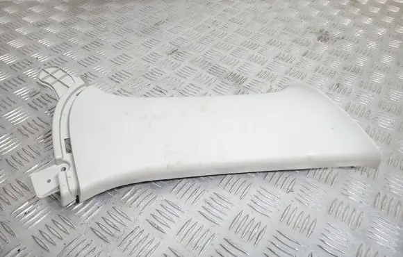 Mazda CX-7 (C) pillar trim EG2168261