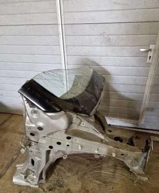Renault Captur Front quarter panel 