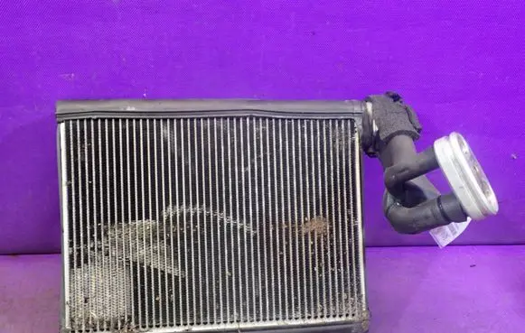 Air conditioning (A/C) radiator (interior)