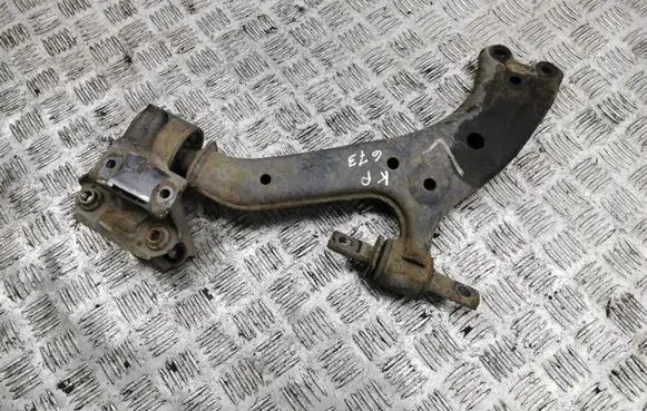 Honda CR-V Front lower control arm/wishbone