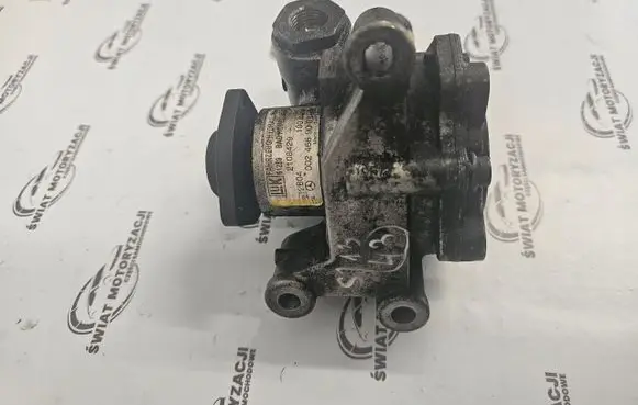 Mercedes-Benz E W211 Power steering pump 0024669001