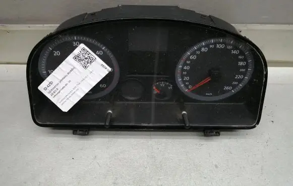 Volkswagen Caddy Speedometer (instrument cluster) 2K0920843C