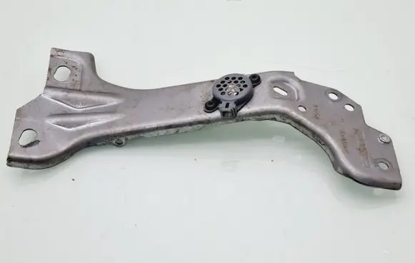 Renault Megane III Other engine part 681710004R