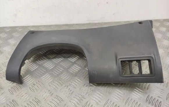 Hyundai i30 Dashboard lower bottom trim panel 847502L0J0