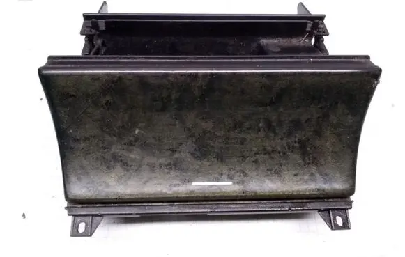 Mercedes-Benz E W210 Car ashtray