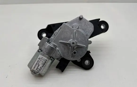 Peugeot 208 II Rear window wiper motor 9819900080