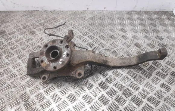 Alfa Romeo 166 Front wheel hub spindle knuckle