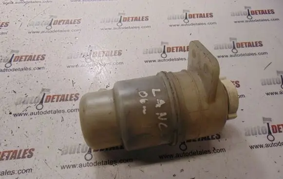 Mitsubishi Lancer Power steering fluid tank/reservoir