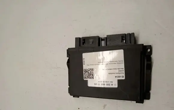 Mercedes-Benz C W205 Comfort/convenience module A2059007705