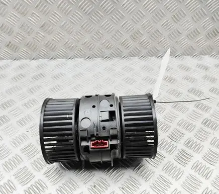 Opel Vivaro Heater fan/blower 95517544