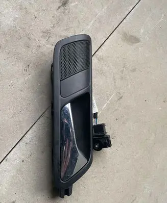 Volkswagen PASSAT B6 Rear door interior handle 3C4839114