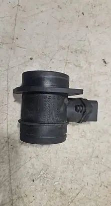Volkswagen Golf V Mass air flow meter 0281002531 038906461B