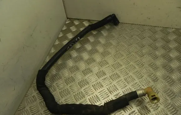 Ford Mustang VI Engine coolant pipe/hose FR3318K580BB