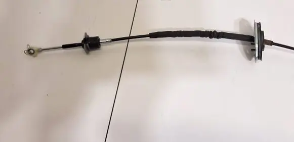 KIA Sportage Gear shift cable linkage 46790-F1010