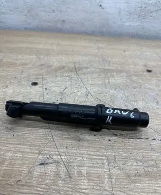 BMW 6 F06 Gran coupe Headlight washer spray nozzle 7246087