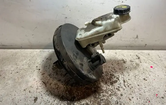 Volvo V50 Brake booster 4N512B195AK