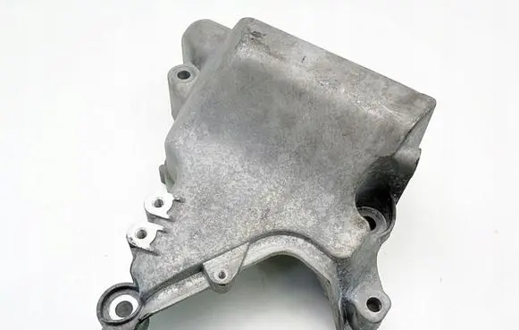 Seat Ibiza IV (6J,6P) Engine mounting bracket 04E199275F