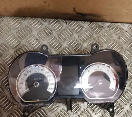 Jaguar XF X250 Speedometer (instrument cluster) 6W8F10894A