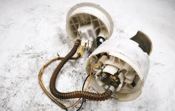 Audi A4 S4 B5 8D In-tank fuel pump 8D0201319