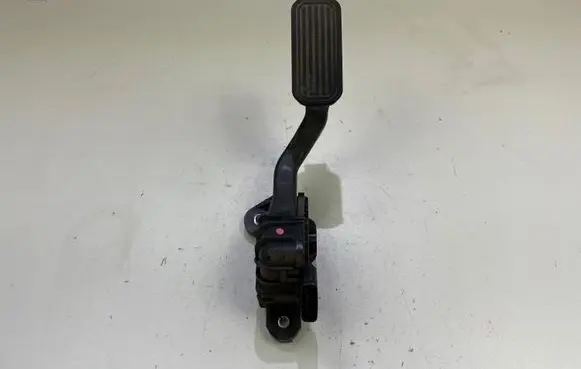 Lexus RX 330 - 350 - 400H Accelerator throttle pedal 7812048090 07G114583A1 1988003050