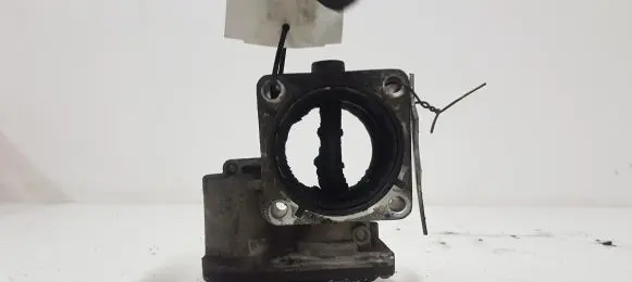 KIA Sorento Throttle valve