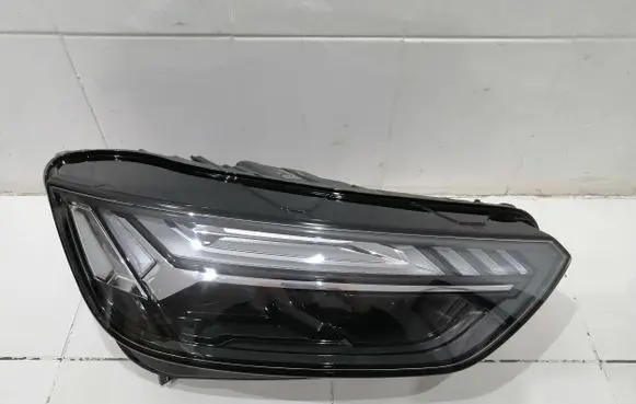 Audi Q5 SQ5 Headlight/headlamp 80A941036J