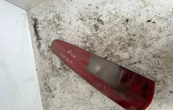 Volvo S70 V70 V70 XC Rear/tail lights 9157799