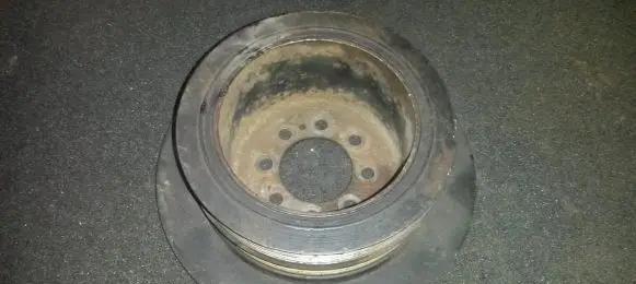 BMW 5 E39 Crankshaft pulley